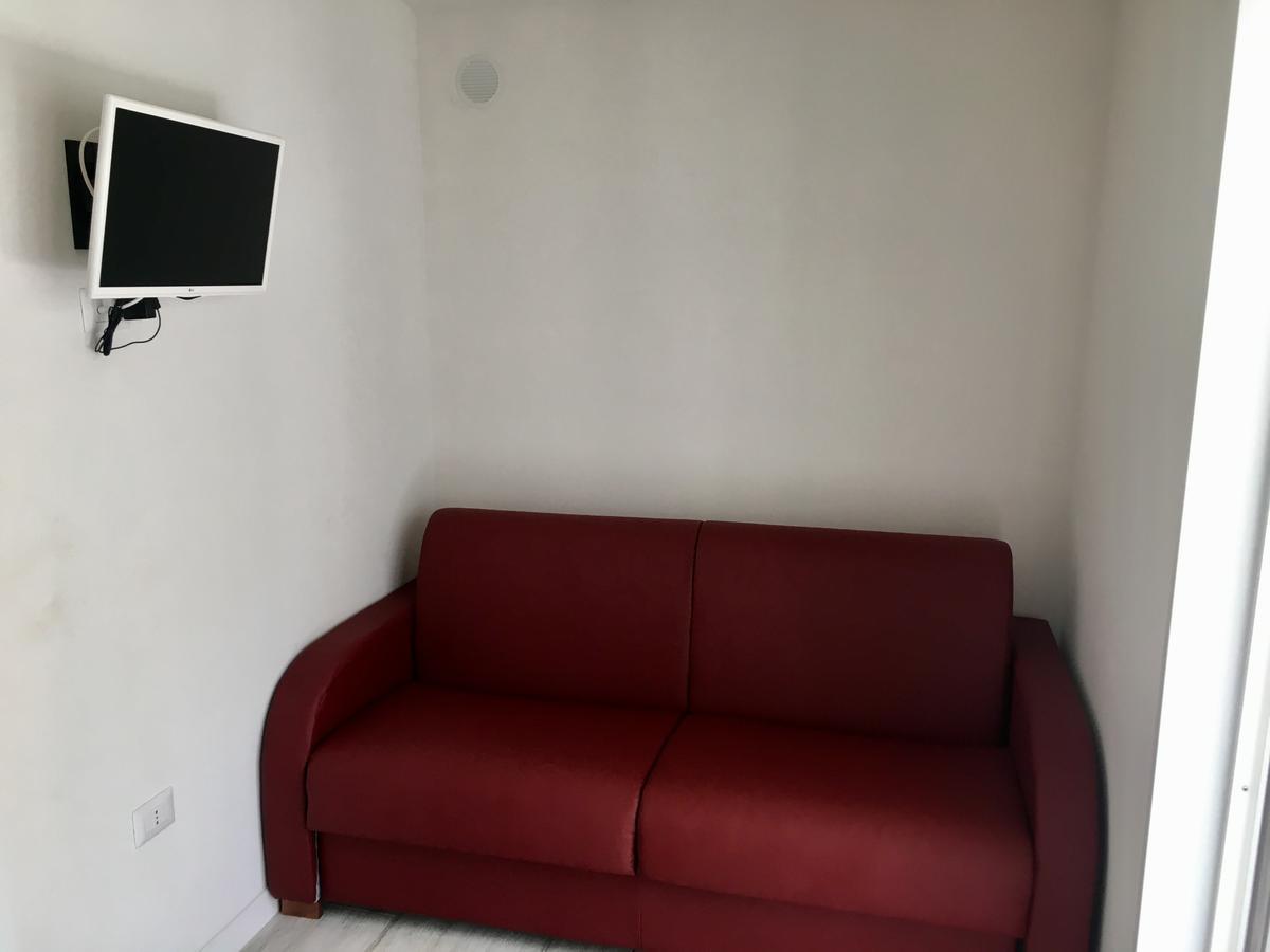 加埃塔Da Benedetto公寓式酒店 外观 照片
